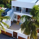 Villa Tumbo